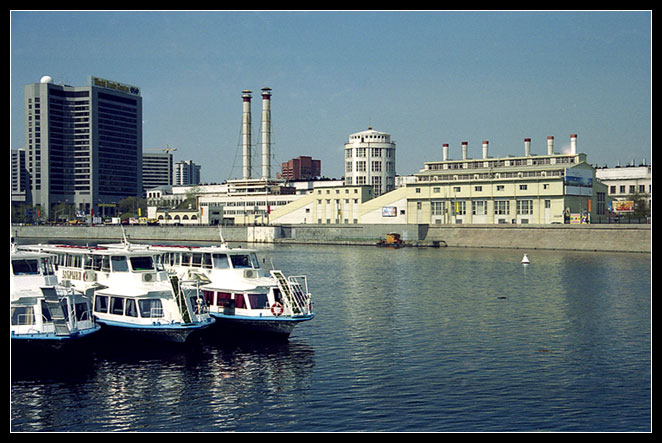 photo "*" tags: architecture, landscape, water