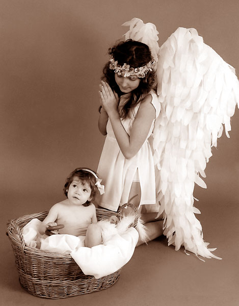 photo "The Angel Guardener" tags: genre, portrait, children
