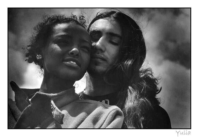 photo "Couple On The Beach" tags: portrait, black&white, 