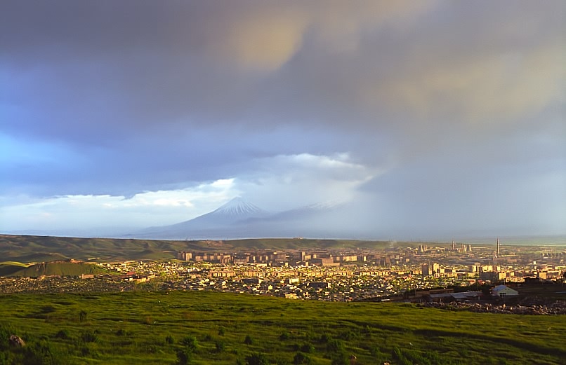 photo "Landscape in sunset light just after raining" tags: landscape, mountains, spring