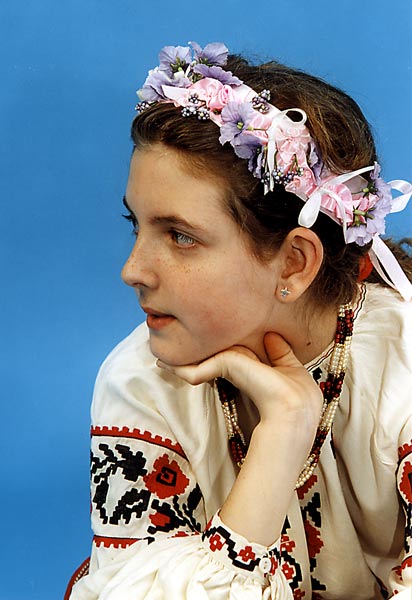 photo "Girl in the Ukrainian costume" tags: portrait, woman