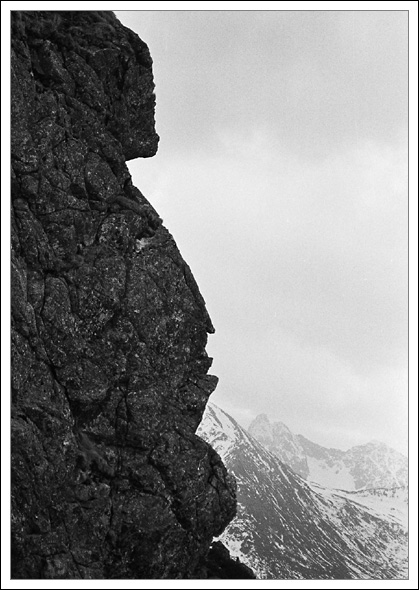 photo "face" tags: black&white, landscape, mountains