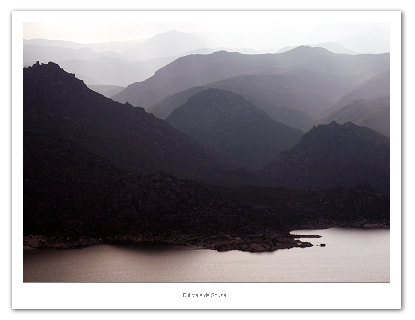 фото "in the shadow of the valley" метки: разное, 