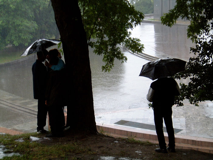 photo "Rain in Kiev" tags: travel, Europe