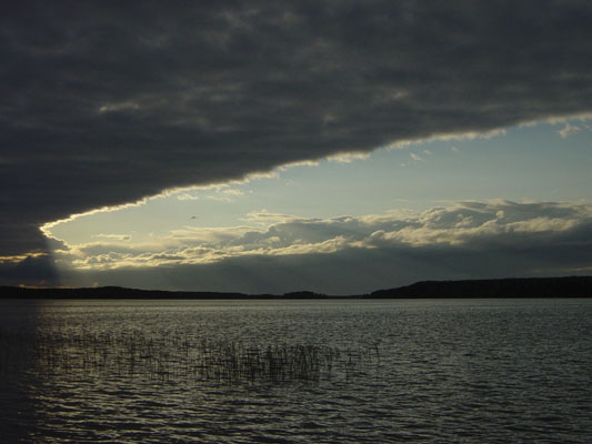 photo "It seems, the rain gathers" tags: nature, landscape, water