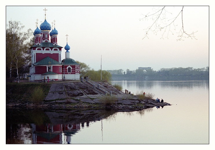 photo "Uglich" tags: travel, landscape, Europe, water