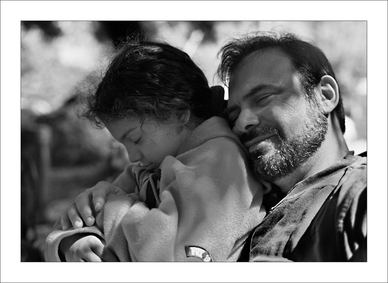 photo "HAPPINESS OF FATHER" tags: genre, reporting, 