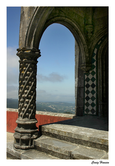 photo "Palatial Arch" tags: architecture, travel, landscape, Europe