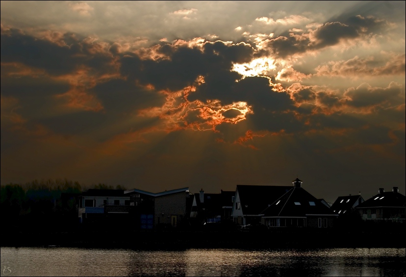 photo "About small windows." tags: architecture, landscape, sunset