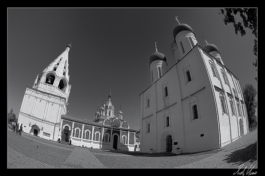 photo "In Kolomna" tags: architecture, black&white, landscape, 