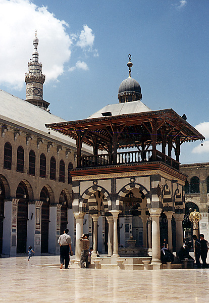 photo "In the mosque" tags: travel, architecture, landscape, Asia