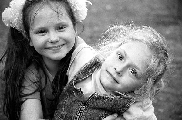 photo "." tags: black&white, portrait, children