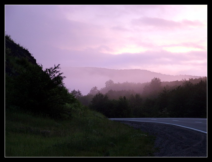 photo "Fog..." tags: landscape, mountains, sunset