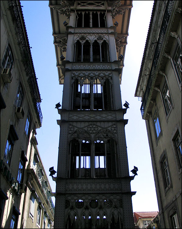 photo "O elevador" tags: travel, architecture, landscape, Europe