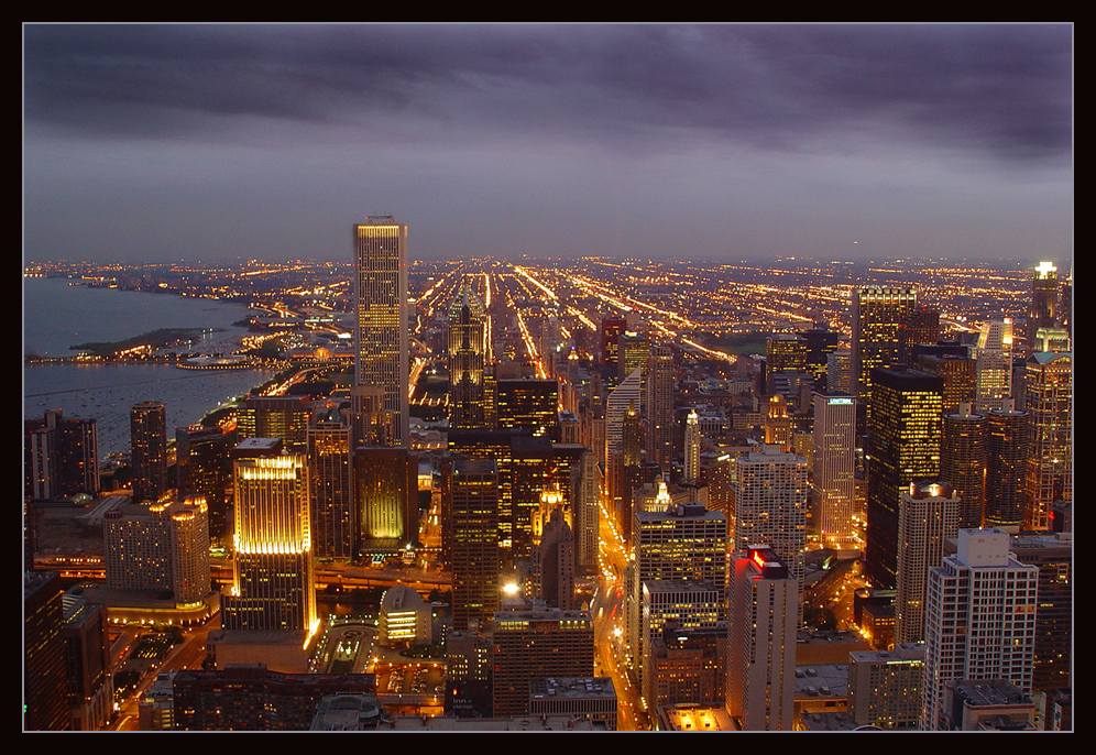 photo "Flying Over the Nest..." tags: architecture, landscape, night