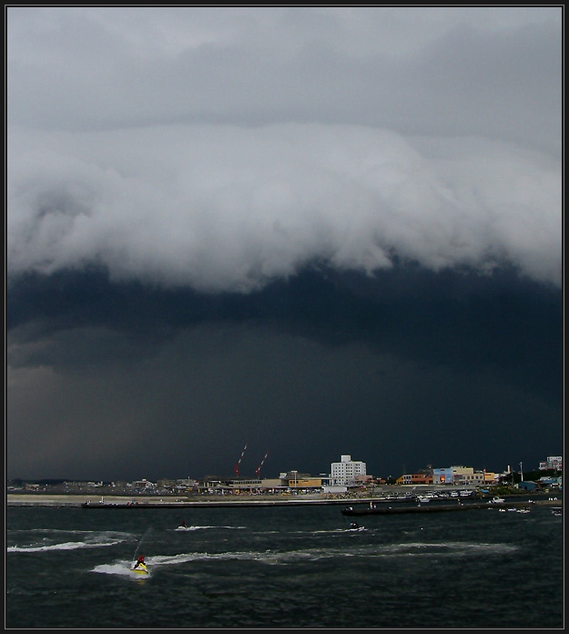 фото "the thunder coming" метки: пейзаж, вода, облака