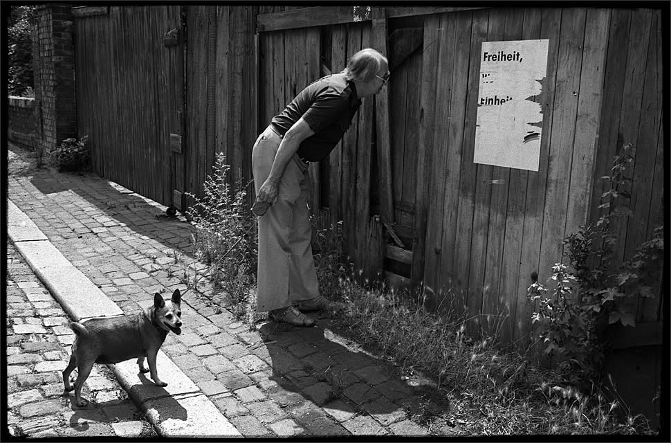 photo "germany, 1990" tags: reporting, black&white, 