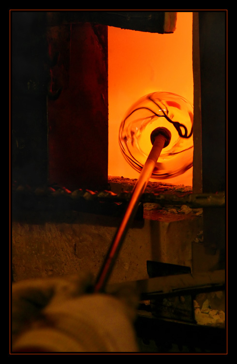 photo "The vase is produced..." tags: misc., 