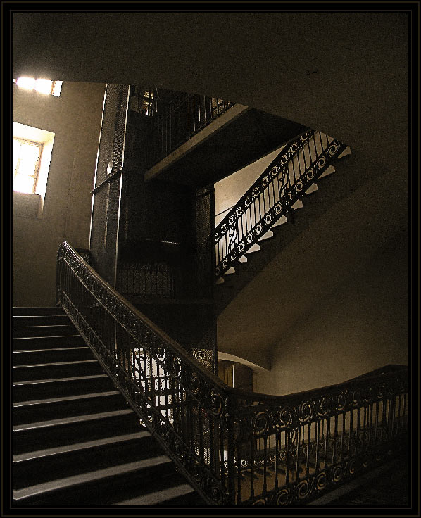 photo "Upwards or downwards" tags: genre, misc., 