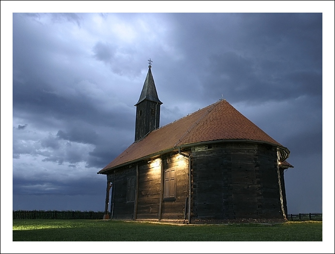 photo "November Rain" tags: architecture, landscape, 