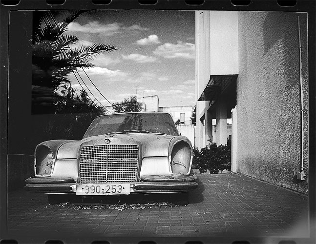 фото "a torn film" метки: черно-белые, 
