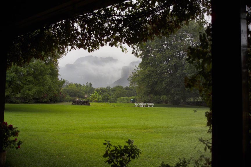 photo "my secrte garden in  TEPOZOTLAN MEXICO" tags: landscape, misc., mountains