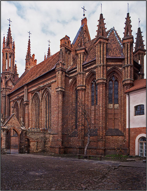 photo "St Anne`s church" tags: architecture, travel, landscape, Europe