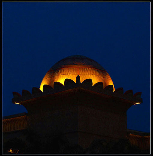 photo "small tower" tags: architecture, landscape, 