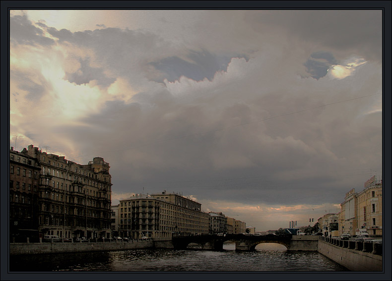 photo "The Izmailovsky bridge" tags: architecture, landscape, clouds