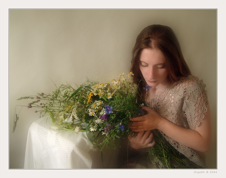 photo "Field flowers" tags: portrait, woman