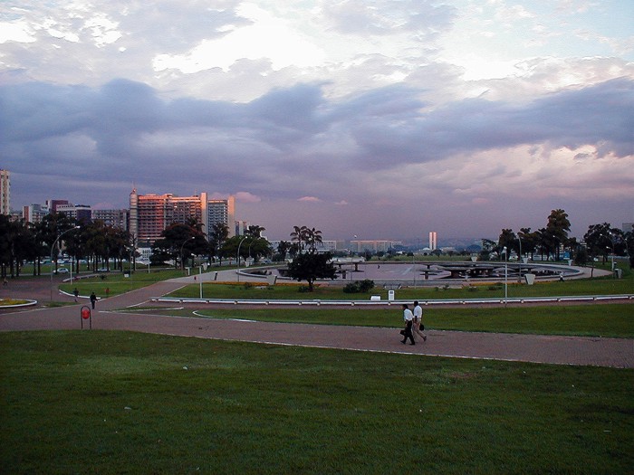 photo "Brasilia Tormentosa" tags: abstract, 