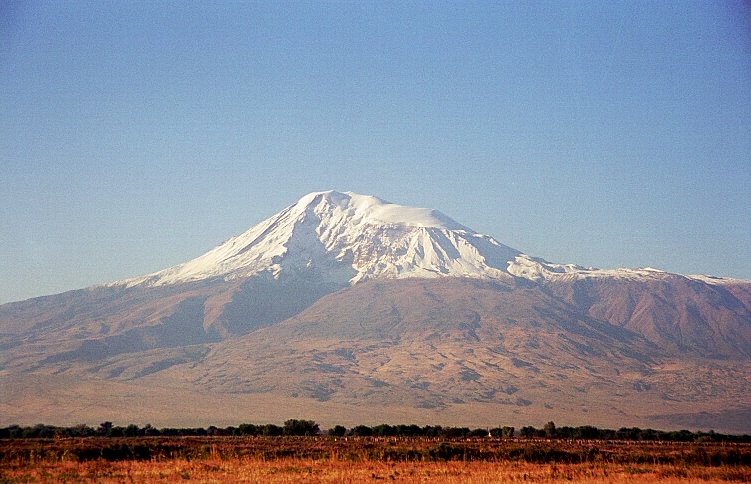 photo "The big ARARAT in beams of the scorching sun!" tags: landscape, mountains, summer