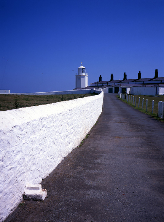 photo "The Lizard Light House" tags: architecture, landscape, summer