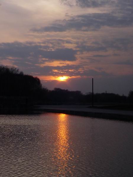 photo "Sun Road" tags: landscape, sunset, water