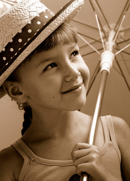 photo "Portrait with a umbrella" tags: misc., 