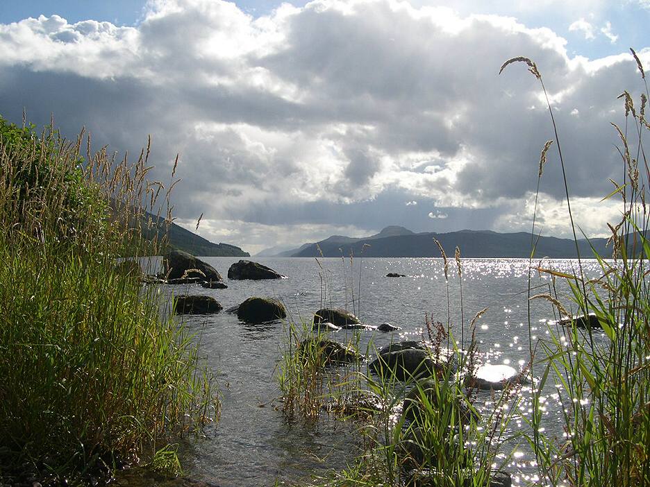 photo "Loch ness (scotland)" tags: landscape, water