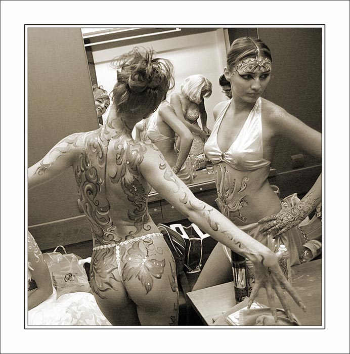 photo "BodyArt. Behind the scenes. III" tags: reporting, black&white, 