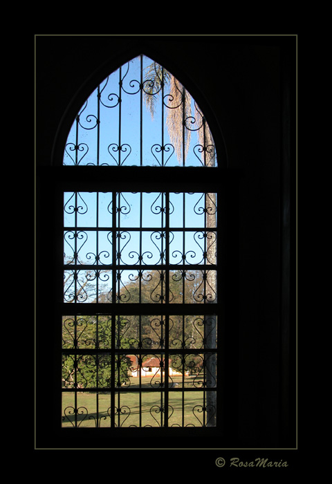 photo "The Past through the Window" tags: travel, South America