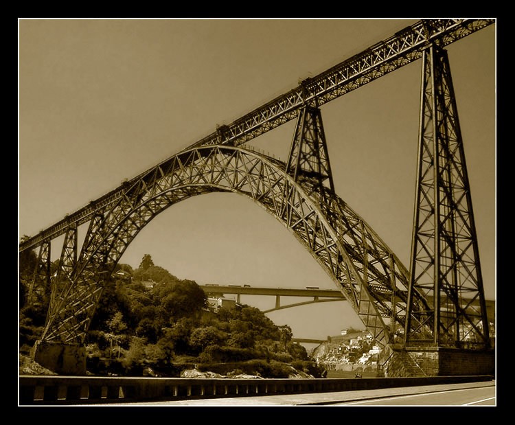photo "the third bridge" tags: architecture, landscape, water