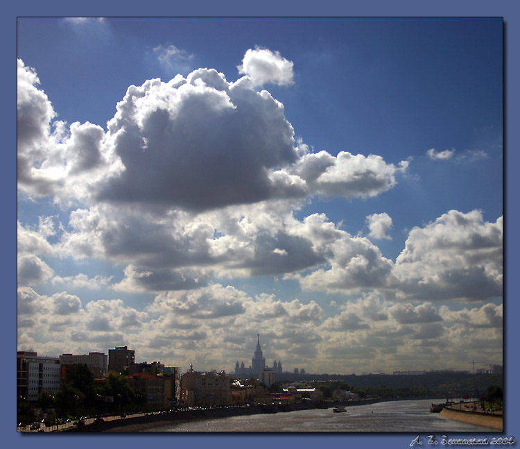 photo "Hot day." tags: architecture, landscape, clouds