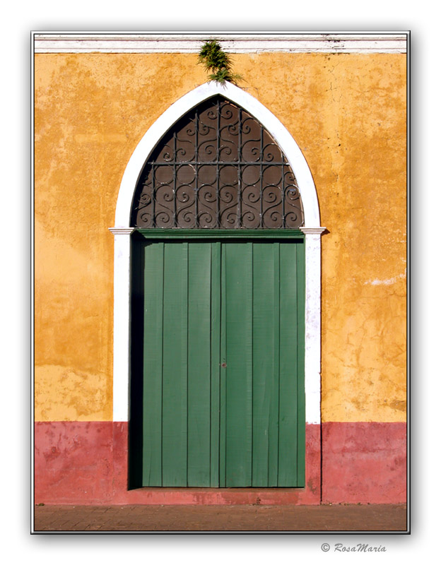 photo "Simple Door" tags: travel, South America