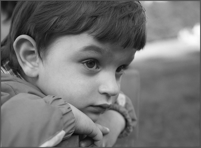 photo "Son`s portrait" tags: portrait, black&white, children