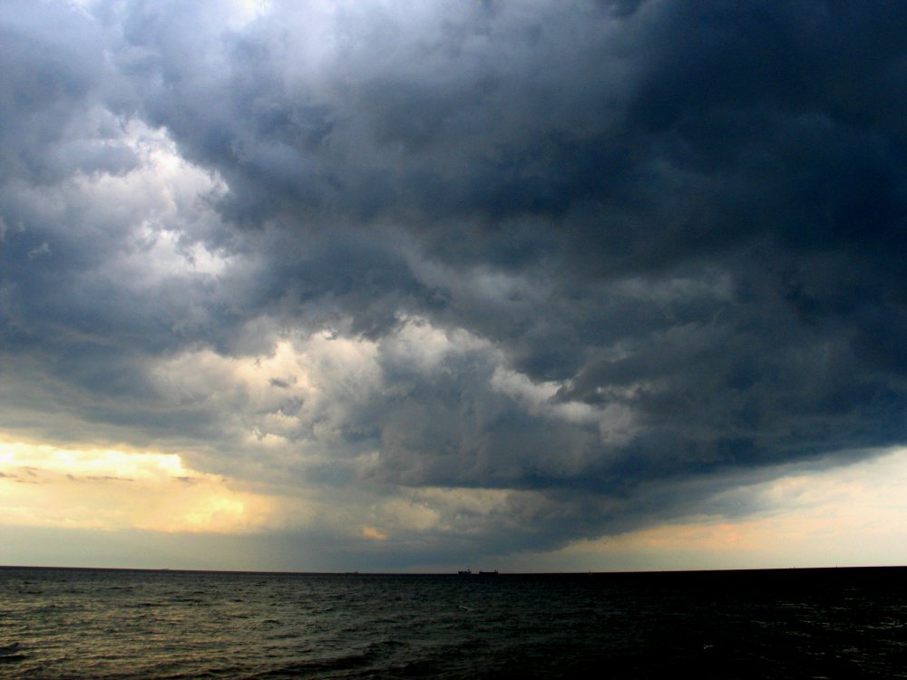 photo "before storm" tags: landscape, clouds, water