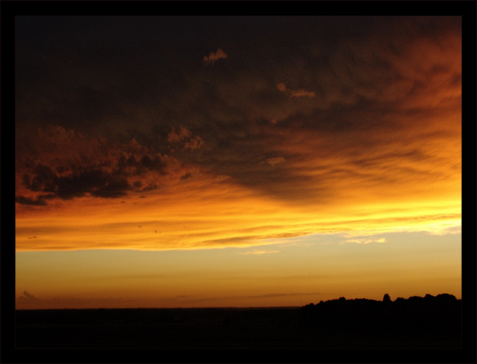 photo "Nothing but Earth and Sky" tags: landscape, clouds, sunset