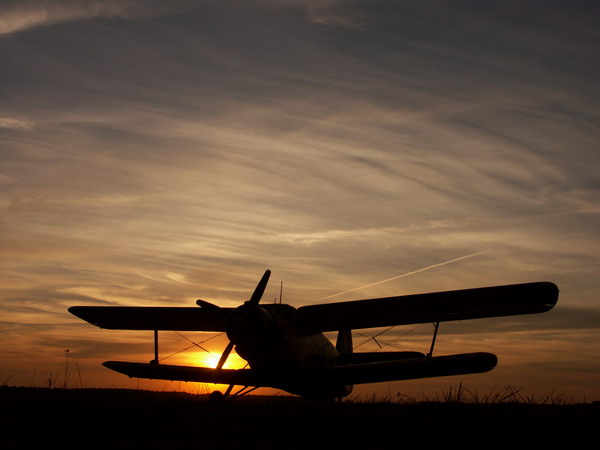 photo "The plane" tags: misc., landscape, sunset