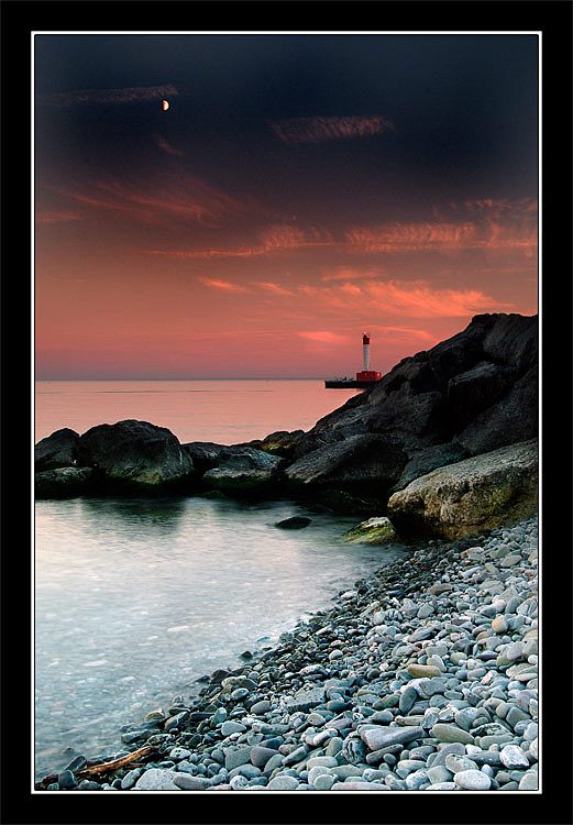 photo "Moonrise on the Waterfront" tags: landscape, sunset, water