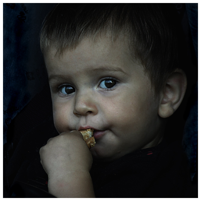 photo "The Look (Anatoly)" tags: portrait, misc., children