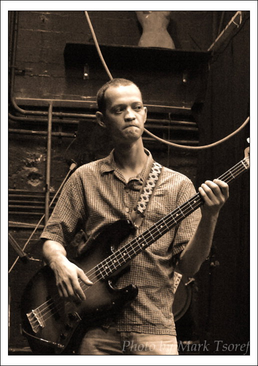 photo "Bass `o` Nova" tags: reporting, genre, 