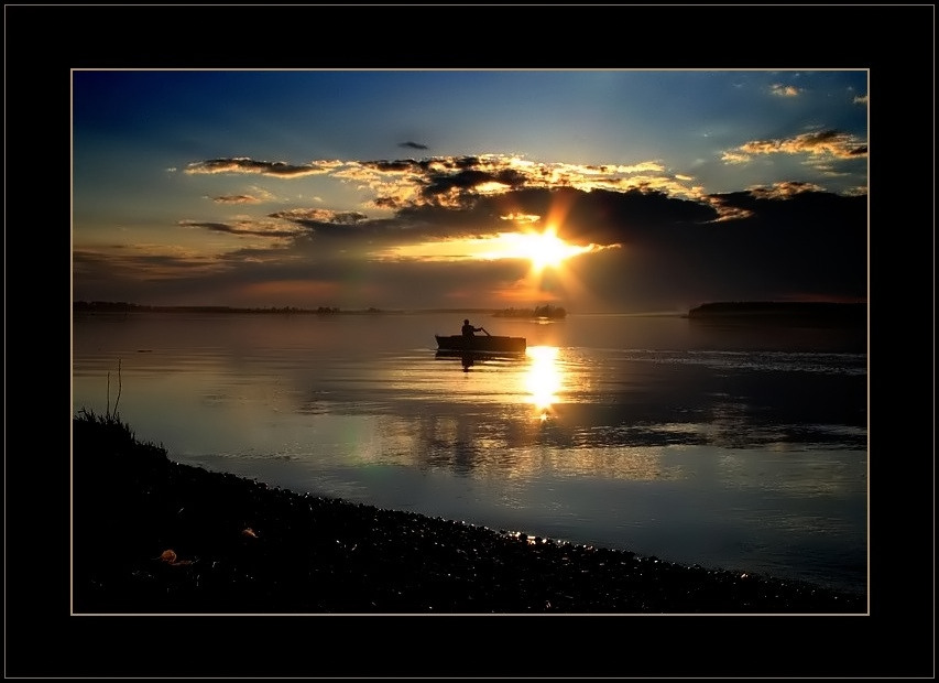 фото "Рыбак рыбака...." метки: пейзаж, вода, закат
