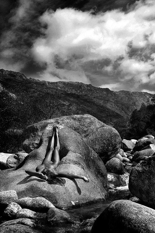 photo "the shiny "rock"" tags: nude, black&white, 